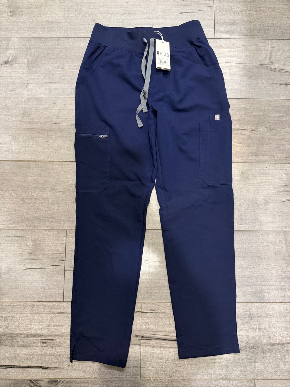 FIGS Women's Navy Cargo Jogger Pants - Comfortable Workwear